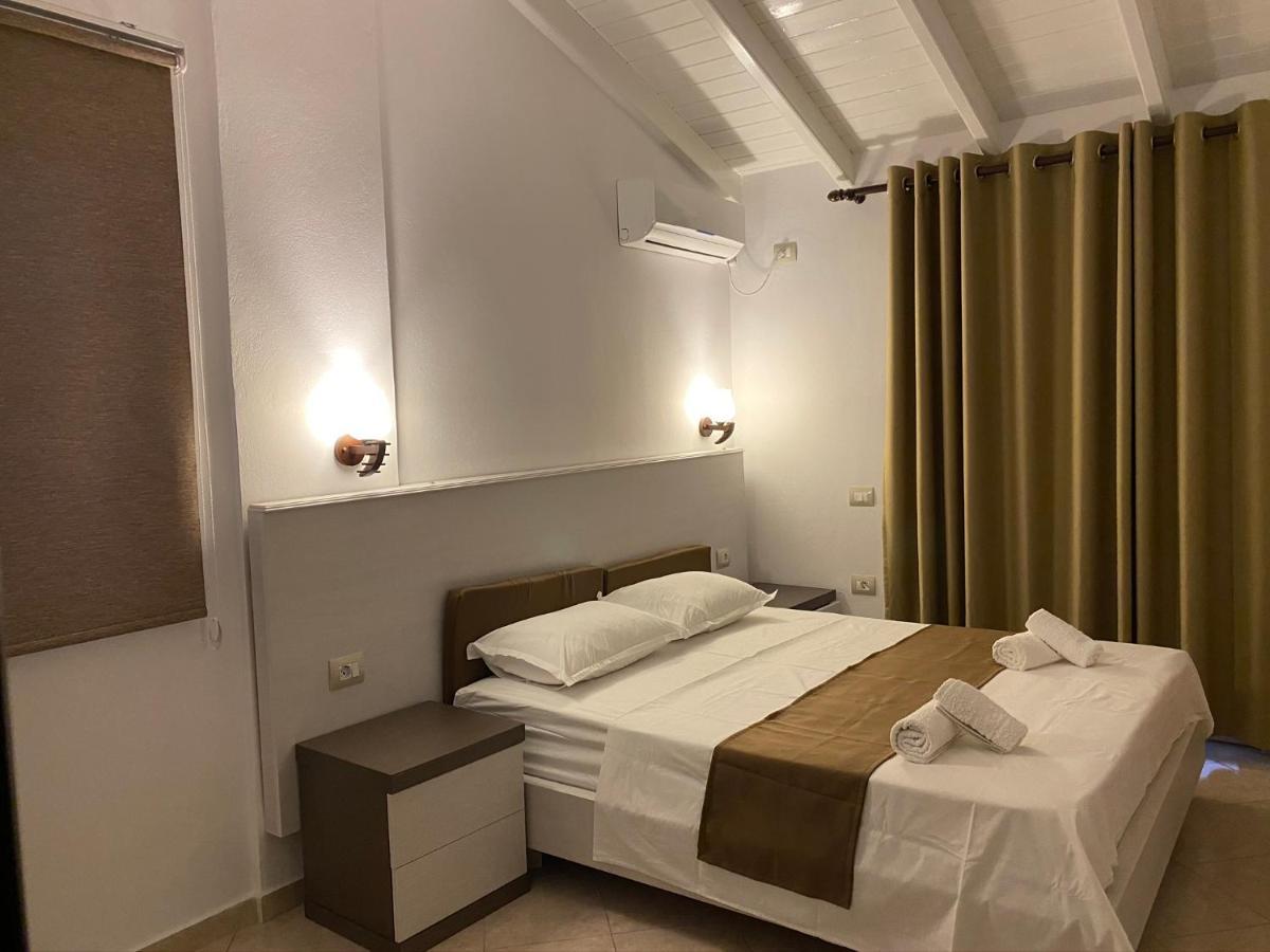 Mariksel Hotel Ksamil Extérieur photo