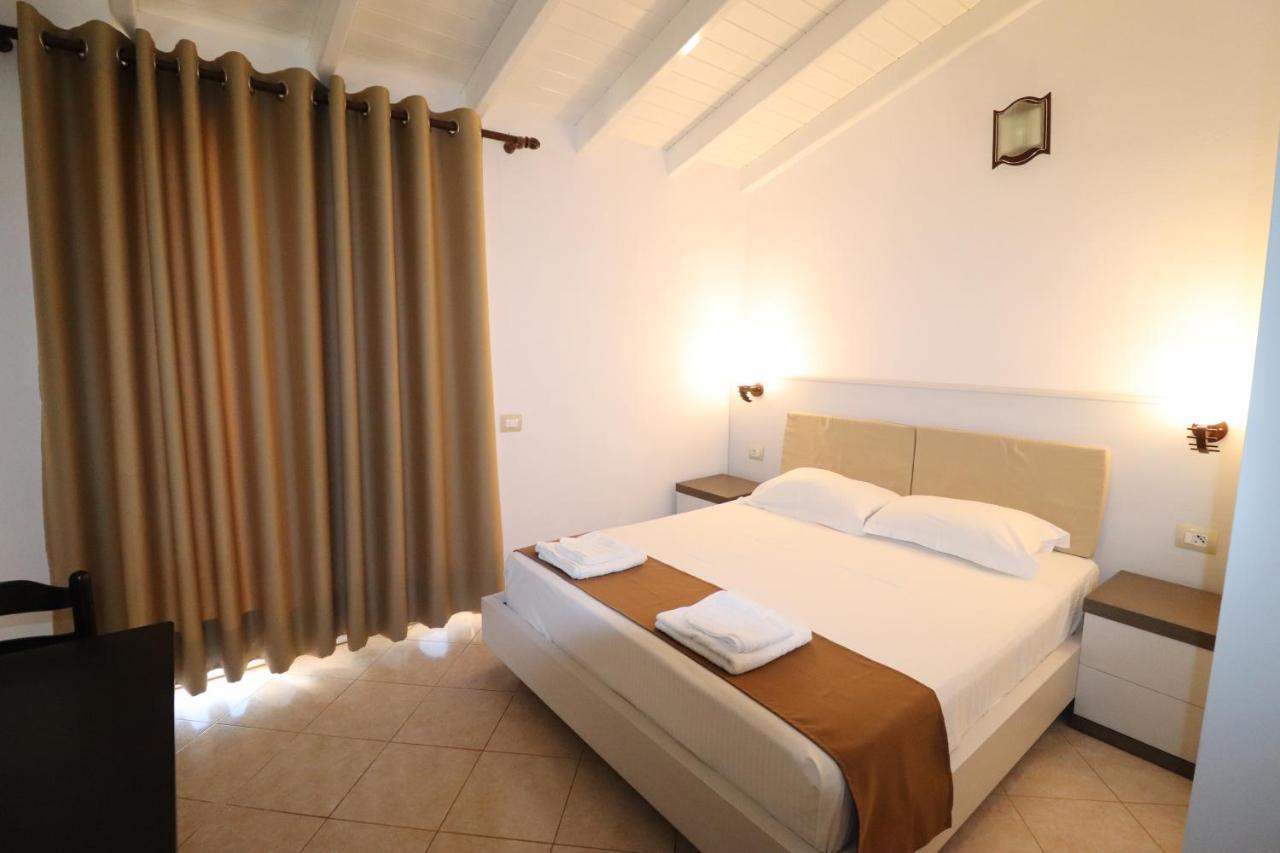 Mariksel Hotel Ksamil Extérieur photo