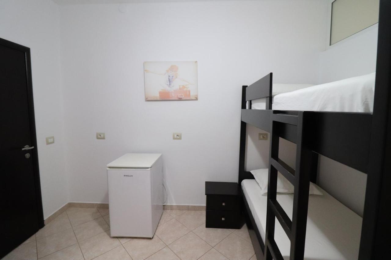 Mariksel Hotel Ksamil Extérieur photo